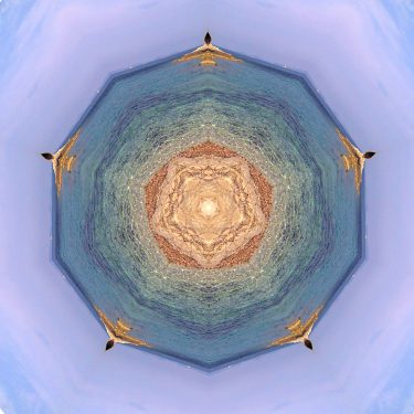 D Grid 24 375x375 - Dolphin's Grid